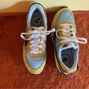 Nike Waffle Debut Boarder Blue/Navy/Sanded Gold Men’s Size 9.